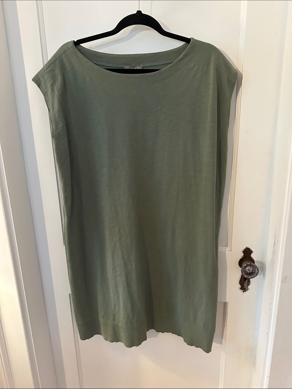 Lilla P Sleeveless Olive Green Women’s Tunic Top